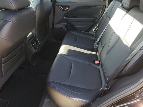 Used 2026 Subaru Forester Limited AWD/4WD image 14