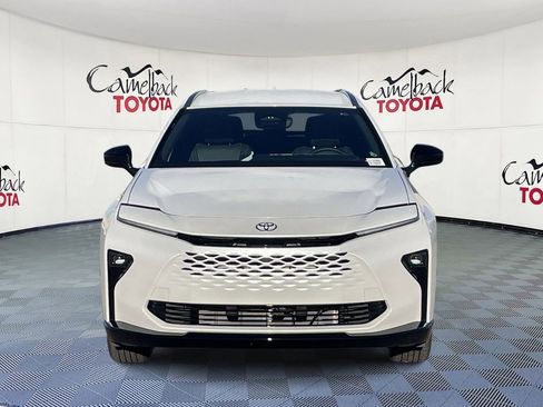 New 2026 Toyota Crown Signia image 3