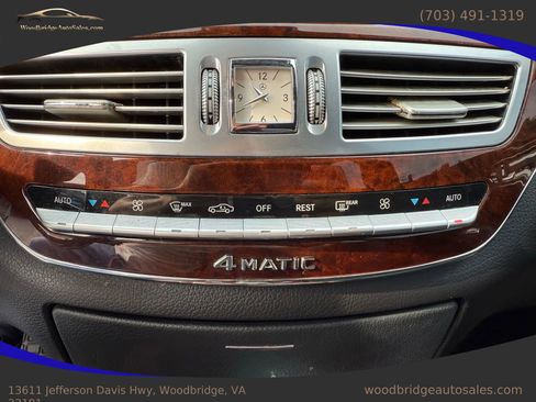 Used 2011 Mercedes-Benz S 550 4MATIC image 27