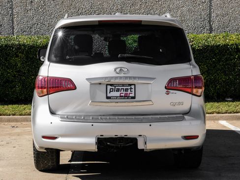 Used 2016 INFINITI QX80 2WD w/ Driver's Assistance Package image 10
