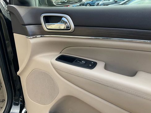 Used 2016 Jeep Grand Cherokee Overland image 66