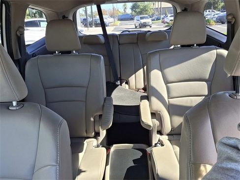 Used 2019 Honda Pilot Touring image 24