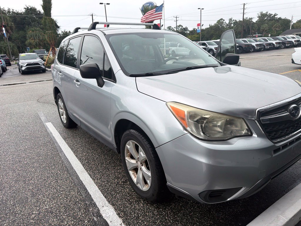 Used 2014 Subaru Forester 2.5i AWD/4WD image 1