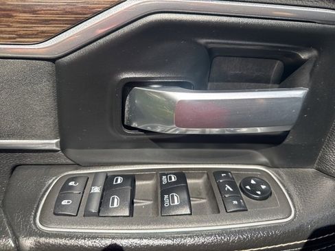 Used 2021 RAM 2500 Laramie image 9