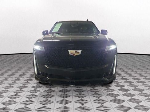 Used 2023 Cadillac Escalade ESV Sport Platinum RWD image 2