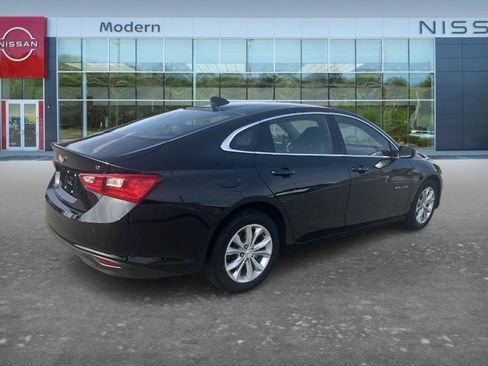 Used 2025 Chevrolet Malibu LT FWD image 6