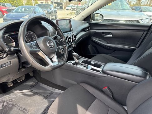 Used 2025 Nissan Sentra SV w/ All-Weather Package FWD image 12