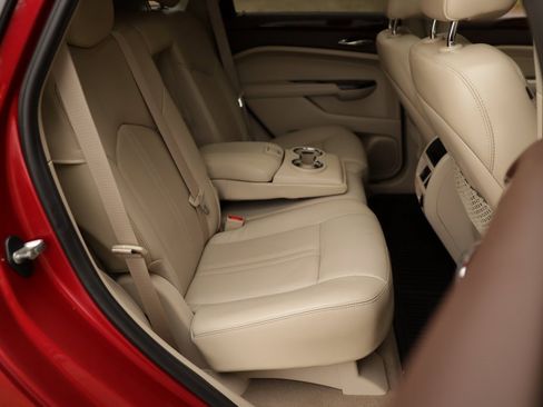 Used 2016 Cadillac SRX Luxury w/ Driver Awareness Package image 31