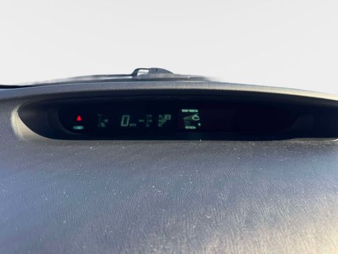 Used 2014 Toyota Prius Two image 30