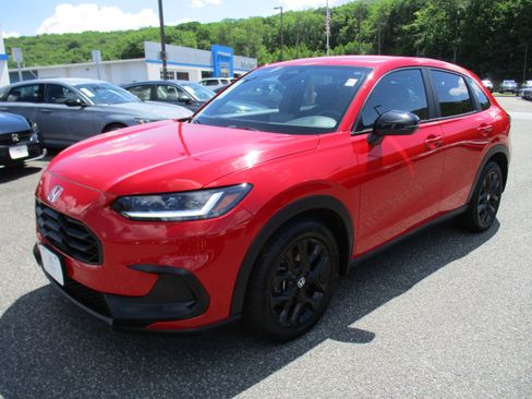 Certified 2024 Honda HR-V Sport image 1