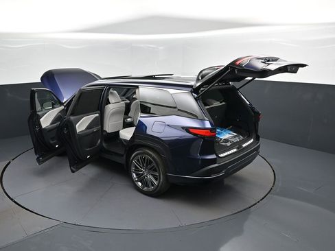 New 2026 Lexus TX 350 AWD image 2
