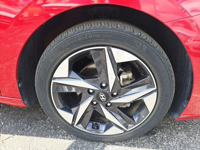 Used 2023 Hyundai Elantra SEL w/ Convenience Package FWD image 13