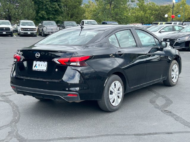 Used 2025 Nissan Versa S FWD image 4