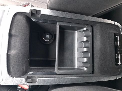 Used 2019 Dodge Charger SXT AWD/4WD image 33
