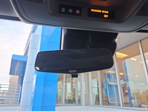 Used 2018 Cadillac Escalade Luxury image 22