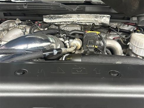 Used 2018 GMC Sierra 2500 Denali w/ Duramax Plus Package image 7