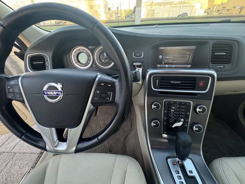 Used 2012 Volvo S60 T5 image 27