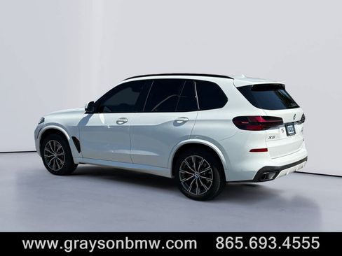 Used 2026 BMW X5 xDrive40i w/ Executive Package AWD/4WD image 5