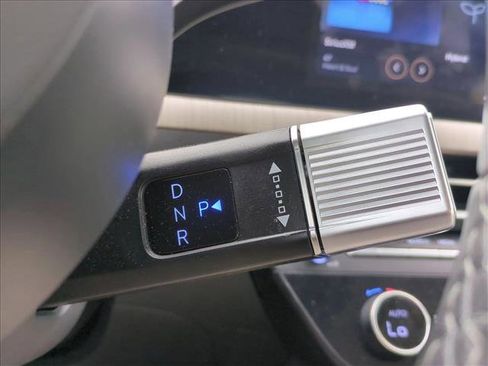 Used 2025 Hyundai Sonata SEL image 11