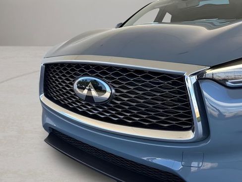 Used 2022 INFINITI QX50 Luxe image 2