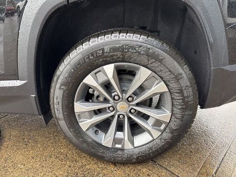 New 2026 Chevrolet Equinox LT w/ Safety and Technology Package AWD/4WD image 12