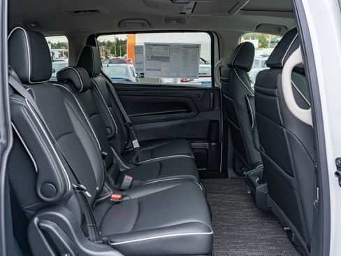 New 2026 Honda Odyssey Elite image 14