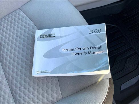 Used 2020 GMC Terrain SLE w/ Driver Convenience Package image 14