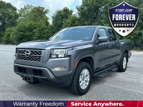 Used 2022 Nissan Frontier SV AWD/4WD image 2