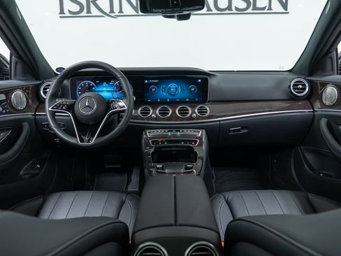 Certified 2023 Mercedes-Benz E 350 4MATIC Sedan image 15