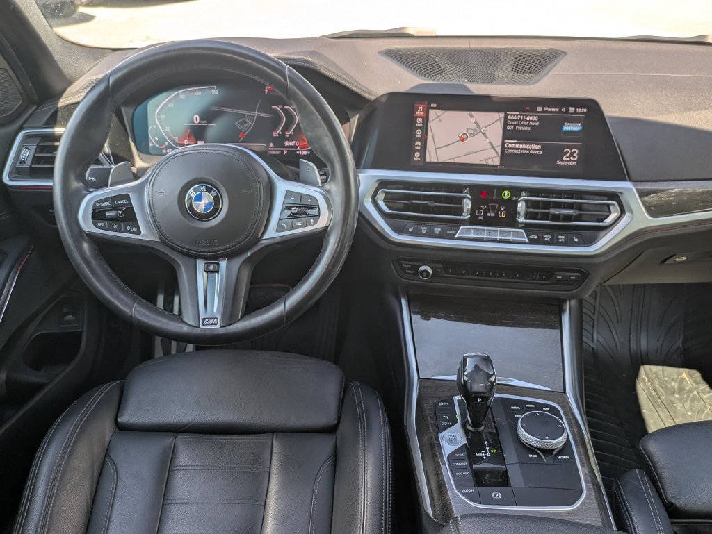 Used 2020 BMW 330i Sedan w/ M Sport Package RWD image 28