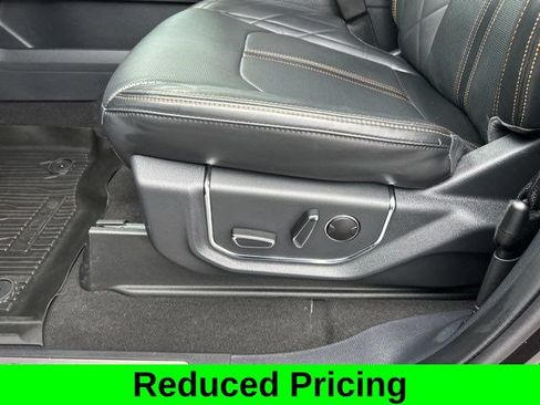 Used 2023 Ford Expedition Platinum AWD/4WD image 14