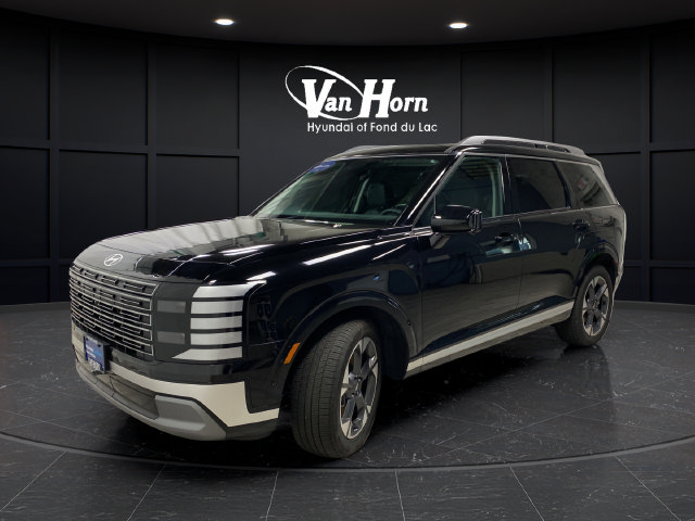 Certified 2026 Hyundai Palisade Limited AWD/4WD image 3