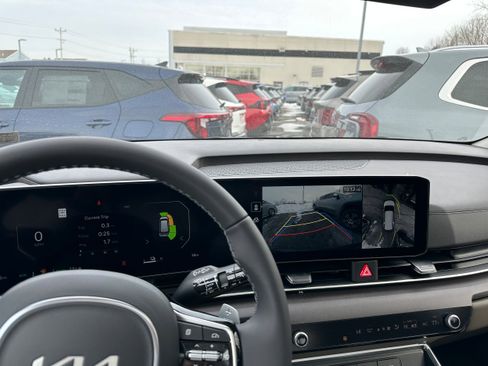 New 2026 Kia Carnival SX image 68