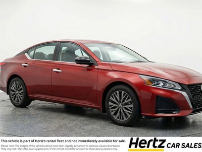 Used 2025 Nissan Altima 2.5 SV