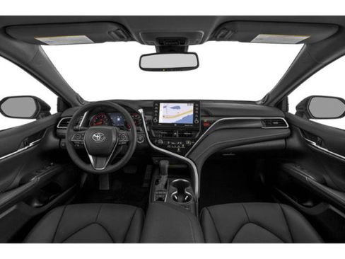 Used 2021 Toyota Camry XSE FWD image 8