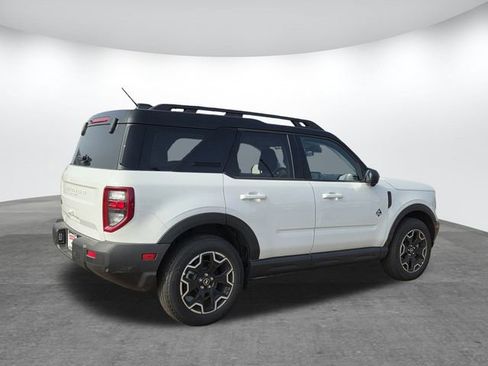 New 2025 Ford Bronco Sport Outer Banks w/ Outer Banks Tech Package+ AWD/4WD image 3