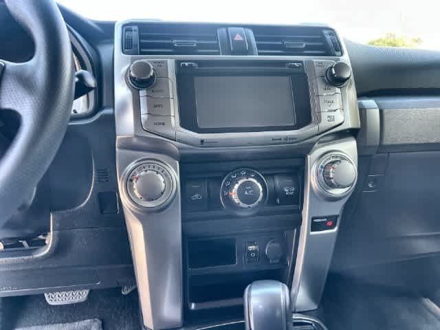 Used 2018 Toyota 4Runner SR5 Premium RWD image 18