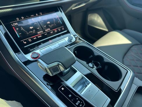 New 2026 Audi SQ7 Prestige image 27