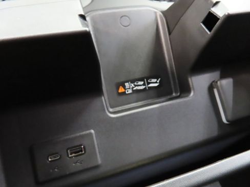 Used 2024 GMC Sierra 2500 AT4 w/ AT4 Premium Plus Package image 78