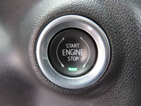 Certified 2019 Chevrolet Silverado 1500 LTZ w/ LTZ Convenience Package AWD/4WD image 11