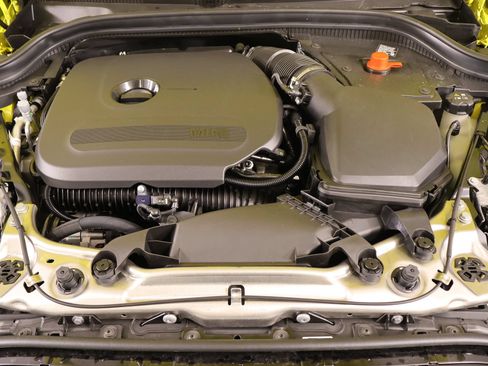 New 2026 MINI Cooper 4-Door Hardtop FWD image 19