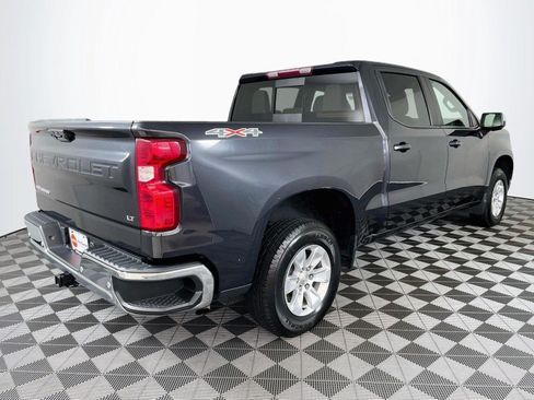 Used 2023 Chevrolet Silverado 1500 LT w/ Safety Package AWD/4WD image 9