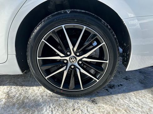 Used 2024 Toyota Camry SE image 13