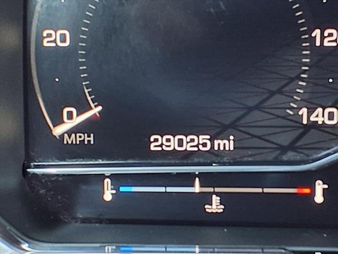 Used 2024 GMC Sierra 1500 SLE image 34