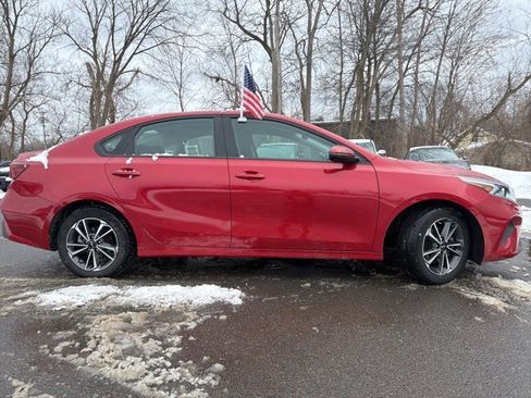 Certified 2023 Kia Forte LXS w/ LXS Technology Package image 2