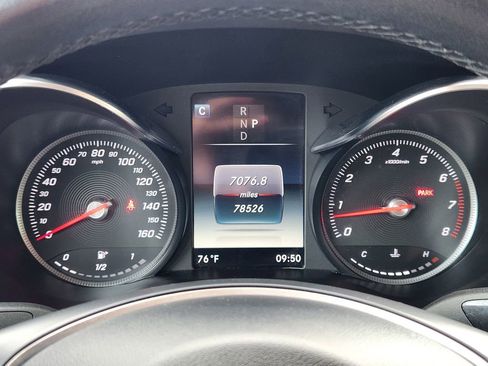 Used 2018 Mercedes-Benz GLC 300 4MATIC image 15