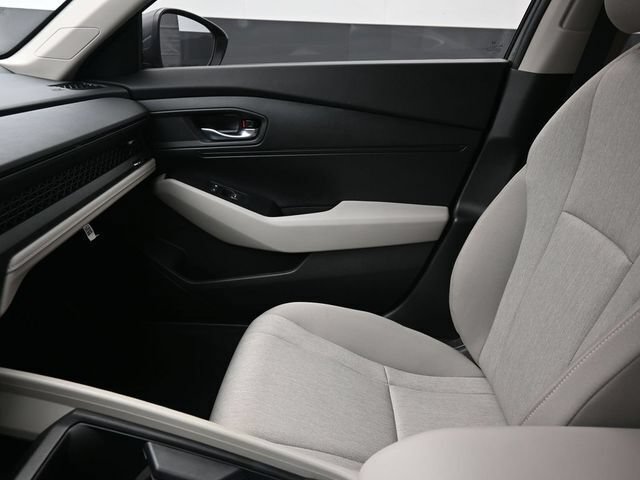 Used 2025 Honda Accord LX image 13