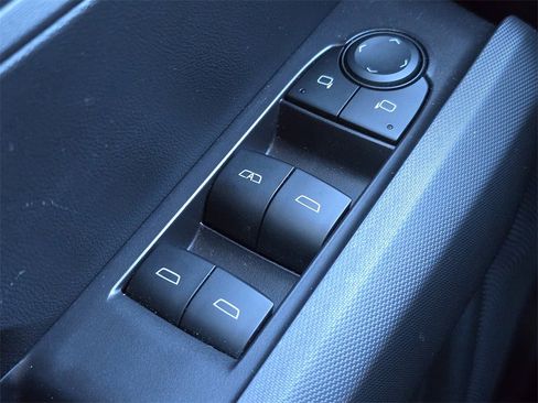 Certified 2023 Chevrolet Colorado Trail Boss w/ Technology Package image 27