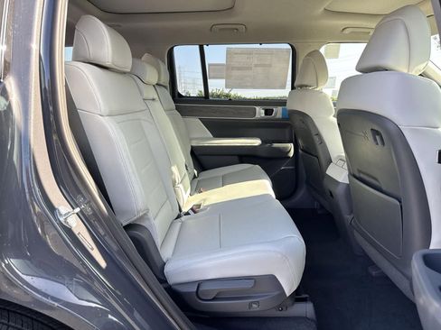 New 2025 Hyundai Santa Fe Limited image 27