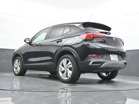 Used 2025 Buick Encore GX Preferred AWD/4WD image 29